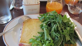 ショッピングついでに行けます