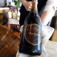 ロジャーグラート ロゼ ブリュット ＮＶ ￥５，５００−