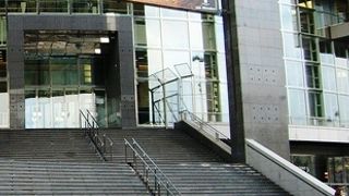 現代的なホール