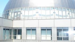 フジテレビ＝球体