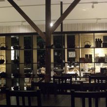 鉄に関する鍋などを販売