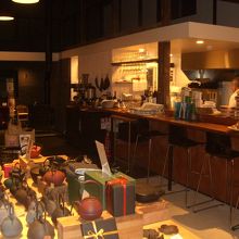 厨房が見えます