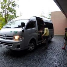 中国料理 太原の送迎車