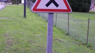 在住者より、フランス国内でレンタカーで移動される方へ