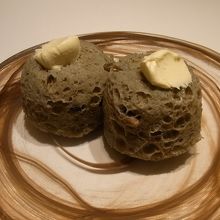 驚きの軽さのパン