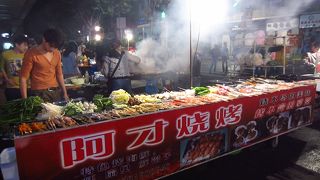 こんなところに夜市が！