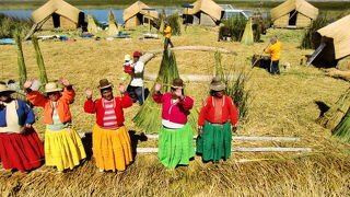 ウル族のおばちゃんたちの笑顔がとても素敵