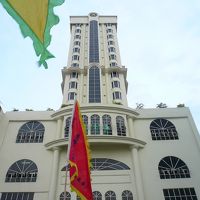 ニョキッと真ん中がでていてユニーク：）