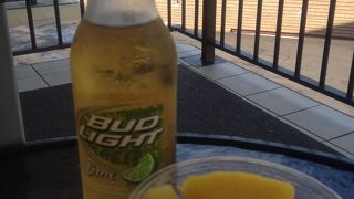 朝早くから営業中