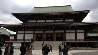 参道歩きが楽しい