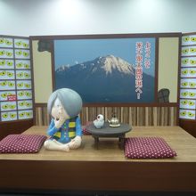 H24.11できた撮影スポット　２階ラウンジ横