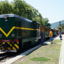 モクラゴラ駅構内