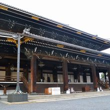 立派なお寺です。