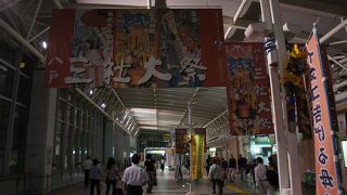 八戸駅は、新幹線の駅。八戸の街からは外れで、本八戸が八戸の市街の最寄り駅