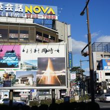 駅前の風景