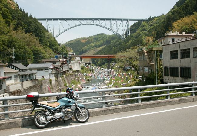 石垣の村の近くです