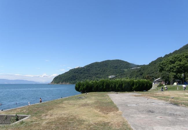 ゆったりできる海水浴場です