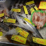 魚屋さんで買ったお魚調理してもらえます。