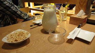 醸造場で出来立ての無添加「生マッコリ」が頂ける