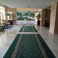 ホテル入り口。