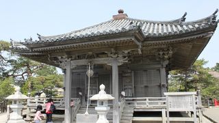 彫刻が素晴らしい