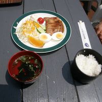 「サンビラ」の定食