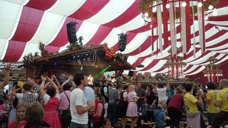 ミュンヘンのオクトーバーフェストに引けをとらない大きなお祭り