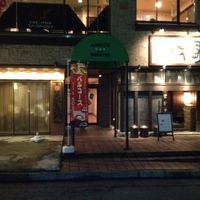 飲食店も同ビル内にあります