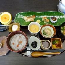 朝粥朝食 ￥１，９９５− 