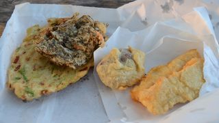 揚げたてのてんぷらが食べられます