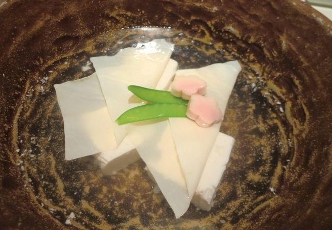 【湯葉＆豆腐】 メニューが多彩 「梅の花／札幌店」