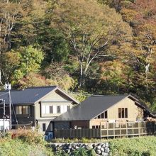 内湯も良いですよ。内湯建物全景