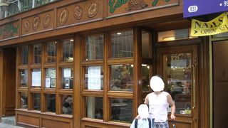 今では東京大丸でも賞味できるＮＹの味　「エッサ・ベーグル」