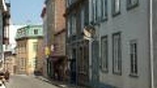 オーベルジュ ド ラ ペイ ホステル