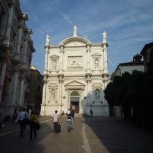 彫刻がきれいです