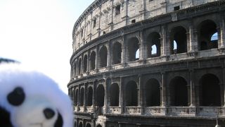 圧巻のコロッセオ