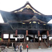 善光寺本堂に参拝