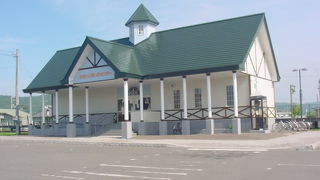 きれいな駅舎になりました