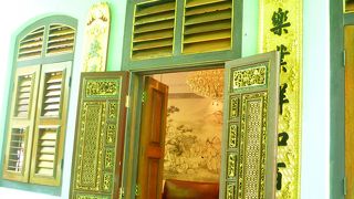 豪華絢爛なプラナカンの世界