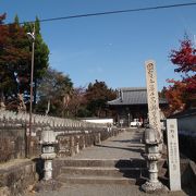 檪野寺には最大坐物の観音さまが