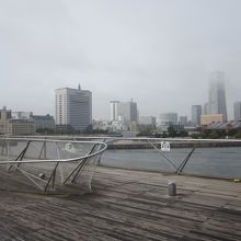 大桟橋デッキより撮影