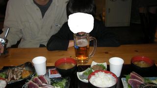 多彩な飲食店がずらりと並ぶ、高知を代表する食事スポット「ひろめ市場」　～高知～