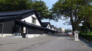 山居倉庫 --- 「酒田」最大のシンボルと言えばここでしょう！