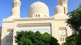 宮殿の様なモスク