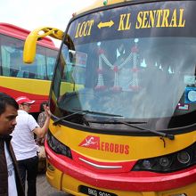 KL市内行きバスです