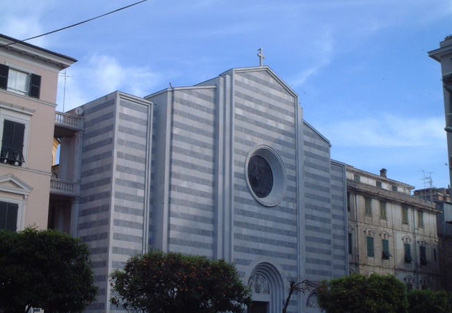 サンタ マリア アッスンタ教会