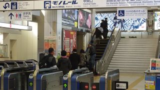 空港に接続している駅とは思われない