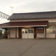 呉羽駅