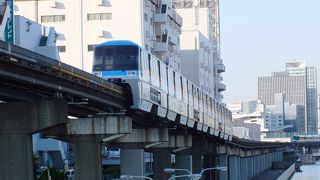 世界的に見ても老舗、高頻度、快速運転、異例ずくめの空港アクセス交通。