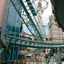 ２００７年に営業を停止したフェスティバルゲート跡